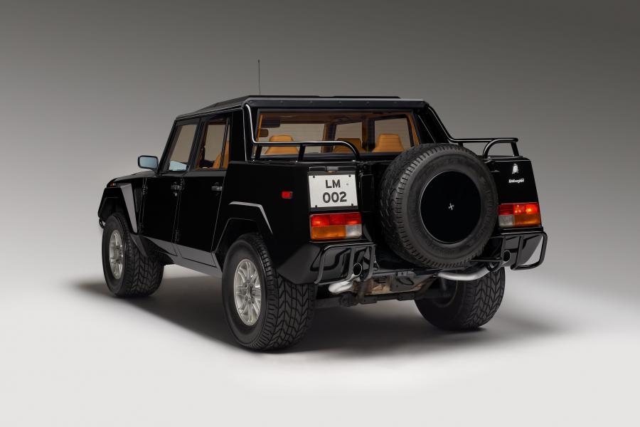  Lamborghini LM002 1990 года  (NA) (фото 35 из 55)